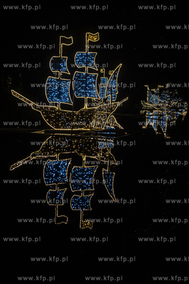 Iluminacje świąteczne w Parku Oliwskim. 05.12.2024...