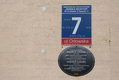 Żabianka. Orłowska 7.  Odsłonięcie tablicy upamiętniającej...