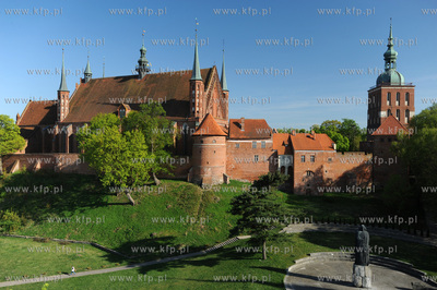 Frombork, Wzgorze Katedralne. Gotycka katedra pw. Wniebowziecia...