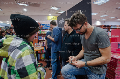 Gdansk. Salon Empik w C.H. Galeria Baltycka. Spotkanie...