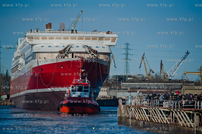 Stocznia Gdansk. Pochylnia B1. Wodowanie promu pasazersko-samochodowego...