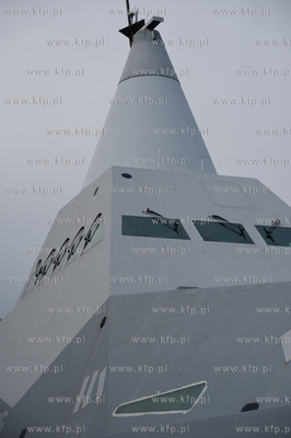 Gdansk. Nowy Port. Nabrzeze kpt. Zolkowskiego. Wizyta...