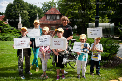 Politechnika Gdanska. Start wyprawy rowerowej do okola...