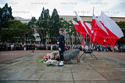 Gdynia. Uroczystosci obchodow Swieta Wojska Polskiegoj...