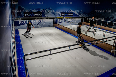 Gdansk. Oliwa. Centrum sportow zimowych Skimondo. Pierwszy...