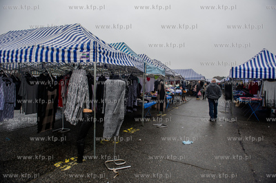 Gielda samochodowa w Pruszczu Gdanskim. Jedno z
najwiekszych...