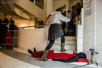 Sopot. Państwowa Galeria Sztuki. V Dwubiegunowe Międzynarodowe...