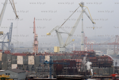 Stocznia Gdynia S.A. Wladze spolki poinformowaly, ze...