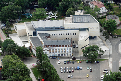 Gdynia z lotu ptaka. Nz. Nowe Budynki muzeow: Miasta...