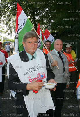 Szczecin. Kilka tysiecy zwiazkowcow z calej Polski...