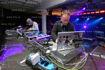 Warszawa, Centrum Kultury Koneser. Free Form Festival...