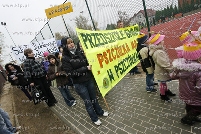 Pszczolki. Uroczyste otwarcie kompleksu boisk sportowych...
