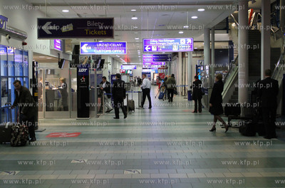 Gdansk Rebiechowo. Port Lotniczy Gdansk im. Lecha Walesy....