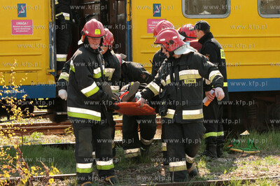 Cwiczenia wypadku masowego z duza iloscia osob poszkodowanych...