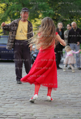 Pierwsze urodziny Galerii Warzywniak mieszczacej sie...