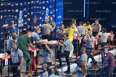 Gdynia. Hala widowiskowo - sportowa. Mistrzostwa Swiata...