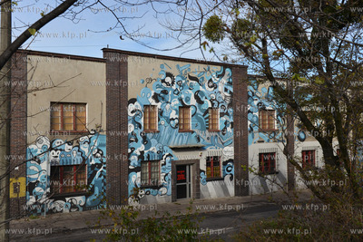 Gdynia. Murale w srodmiesciu miasta m. in. przy ul....