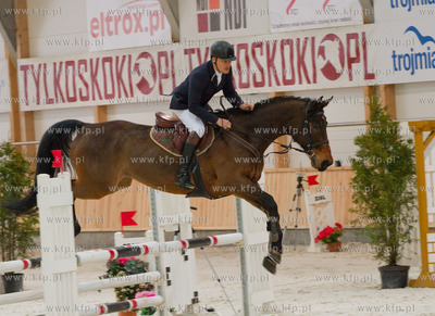 Pierwsze Zawody Ogolnopolskie w nowej hali Hipodromu...