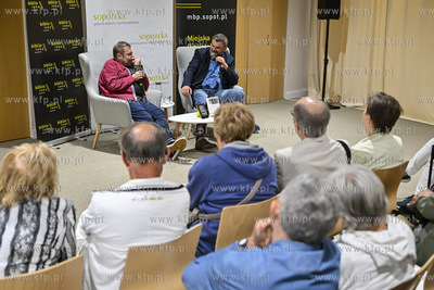 Sopoteka w Sopocie. Cykl spotkan Tajemnice Sopotu....