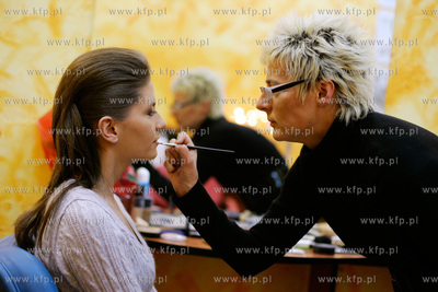 Czas studniowek, panie chca wygladac pieknie, wiec...