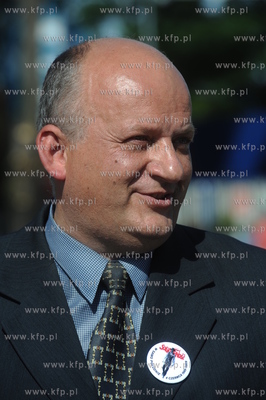 Po decyzji komisji UE o nie zamykaniu Stoczni Gdansk...