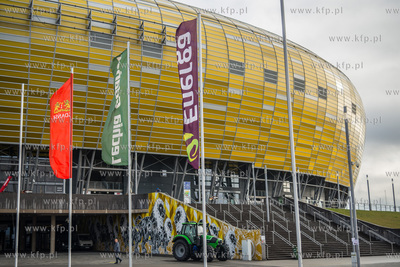 Uroczyste podpisanie umowy sponsorskiej oraz nadania...