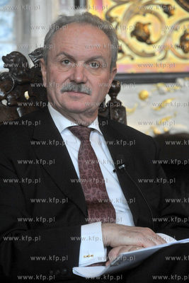 Gdansk. Dwor Artusa. Areopag Gdanski. Debata Dobrobyt...