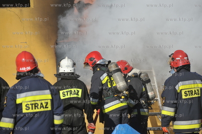 Kilka jednostek strazy pozarnej bralo udzial w akcji...