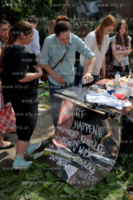 Streetwaves czyli artystyczna akcja miejska w Gdansku...