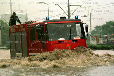 Powodz w Gdansku. 10.09.2001 fot. Lukasz Glowala /...