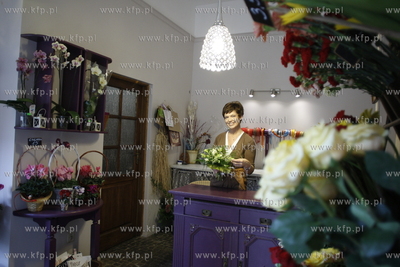 Magda Masny w swojej kwiaciarni Rosamelia w Sopocie.
03.11.2010
fot....
