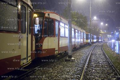 Obfite opady deszczu w Gdańsku. Nz.unieruchomione...