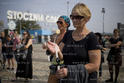 Manifestacja pt. Requiem dla Praw Kobiet.
10.09.2016
fot....