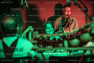 Festiwal Świat Mało Znany. Koncert zespołu Caritas...