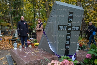 Gdańsk, Cmentarz Srebrzysko. Prezentacj projektu Znani-Niezapomniani....