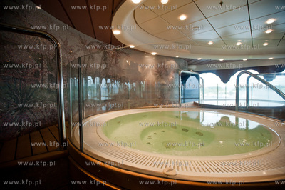 Port w Gdyni. Nabrzeze Francuskie. Wizyta wycieczkowca...