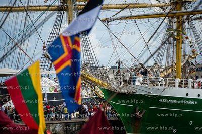 Gdynia. Operacja Zagle Gdyni 2014.
16.08.2014
fot....