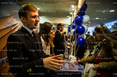 Uniwersytet Gdanski. Wydzial Prawa i Administracji....