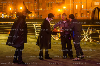 Gdańsk. Strasznie Zakręcone Halloween z Kołem Widokowym...