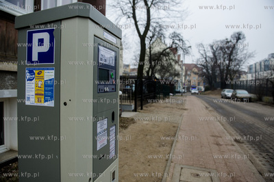 Sopot. Parkometr ustawiony przy ulicy Podjazd.
03.02.2017
fot....