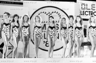 Wybory Miss Polonia w sopockiej Operze Lesnej.Nz czwarta...