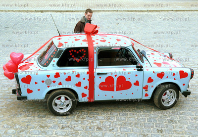 ELBLAG - PLAC SLOWIANSKI - TRABANT-WALENTYNKA - KONKURS...