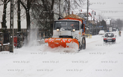 Rumia. Zima ponownie o sobie przypomniala. Nz. plug
22.02.2007
fot....