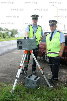 Jerzy Orzechowski (nz po prawej) - komendant Strazy...