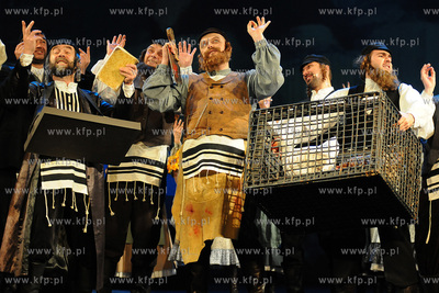 Teatr Muzyczny w Gdyni. III proba generalna spektaklu...