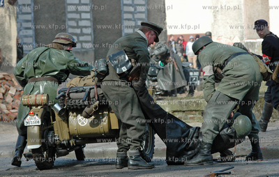Z okazji obchodow 64 rocznicy walk o wyzwolenie Kolobrzegu...