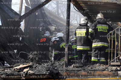 Kamien Pomorski/Zachodniopomorskie. Pozar hotelu socjalnego...