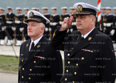 Port Wojenny w Swinoujsciu, Uroczyste przekazanie obowiazkow...