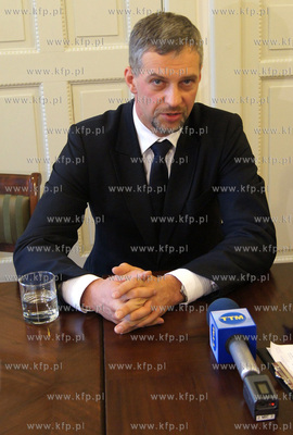 Wejherowo. Pawel Poncyliusz po spotkaniu z kandydatem...