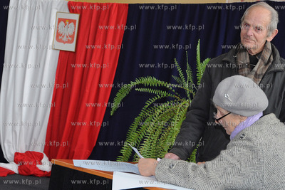 Gdynianie glosowali w Komisji Obwodowej nr 48 w Szkole...